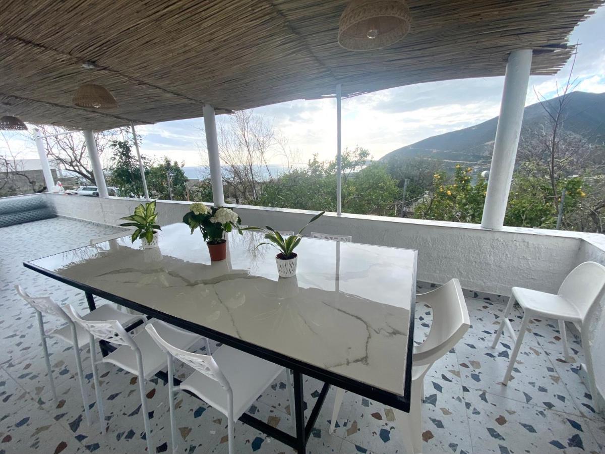 Maison Bellevue - 2 Bdrm Villa In Borsh Beach Dış mekan fotoğraf