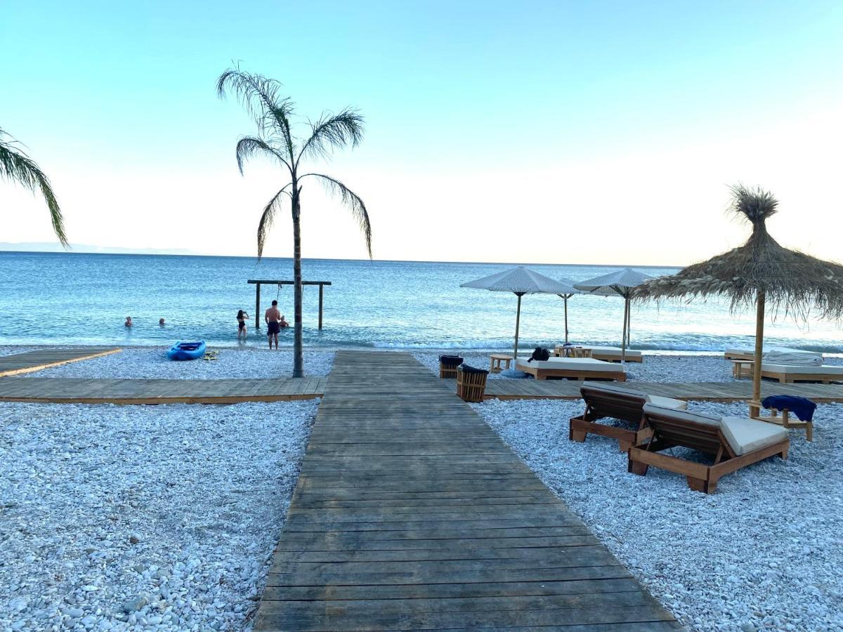 Maison Bellevue - 2 Bdrm Villa In Borsh Beach Dış mekan fotoğraf